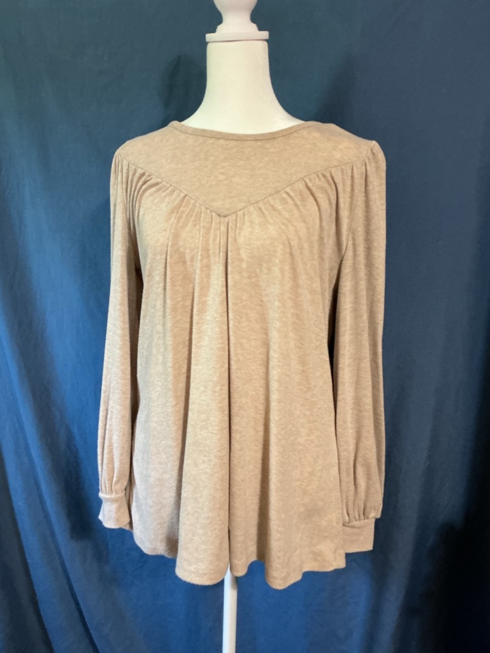 SHEIN Beige Long-Sleeve Pleated Yoke Top